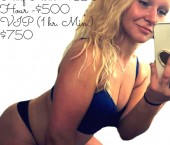 Tacoma Escort MoxxieMae Adult Entertainer in United States, Female Adult Service Provider, Escort and Companion.