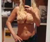 New York Escort SexyMILF Adult Entertainer in United States, Female Adult Service Provider, American Escort and Companion.