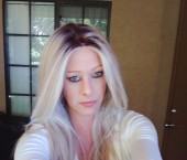 Phoenix Escort greeneyes Adult Entertainer in United States, Female Adult Service Provider, Escort and Companion.