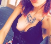 Phoenix Escort KansasGirl Adult Entertainer in United States, Female Adult Service Provider, American Escort and Companion.