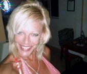 Orange Escort foxyjj Adult Entertainer in United States, Female Adult Service Provider, American Escort and Companion.