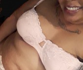 Oakland Escort Rose  Gold Adult Entertainer in United States, Female Adult Service Provider, American Escort and Companion.